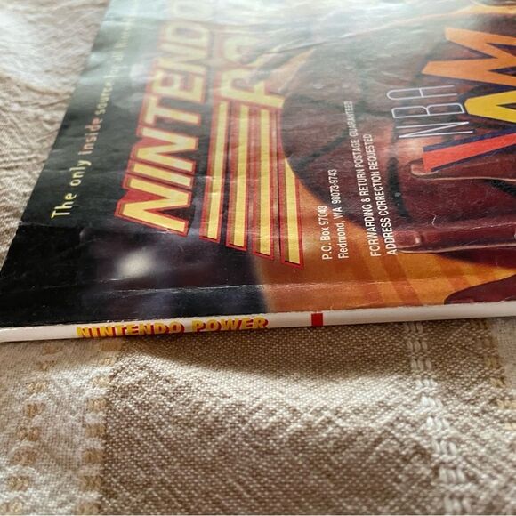 NINTENDO POWER Volume 70 NBA Jam - Picture 6 of 8